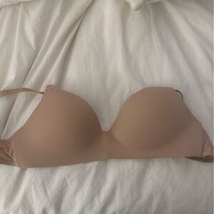 VS Seamless Nude Bra